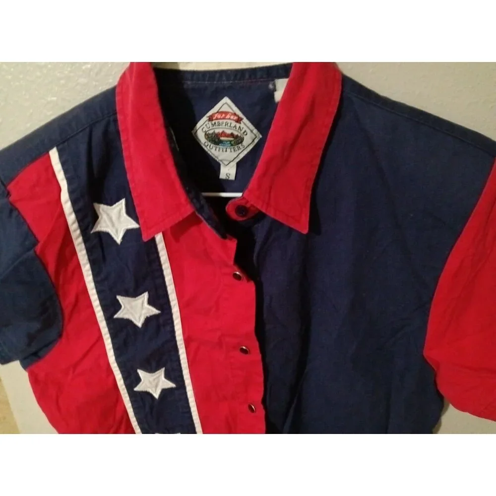 Cumberland Outfitters Womens Small Western Snap Shirt USA Stars Red White Blue - Picture 1 of 4